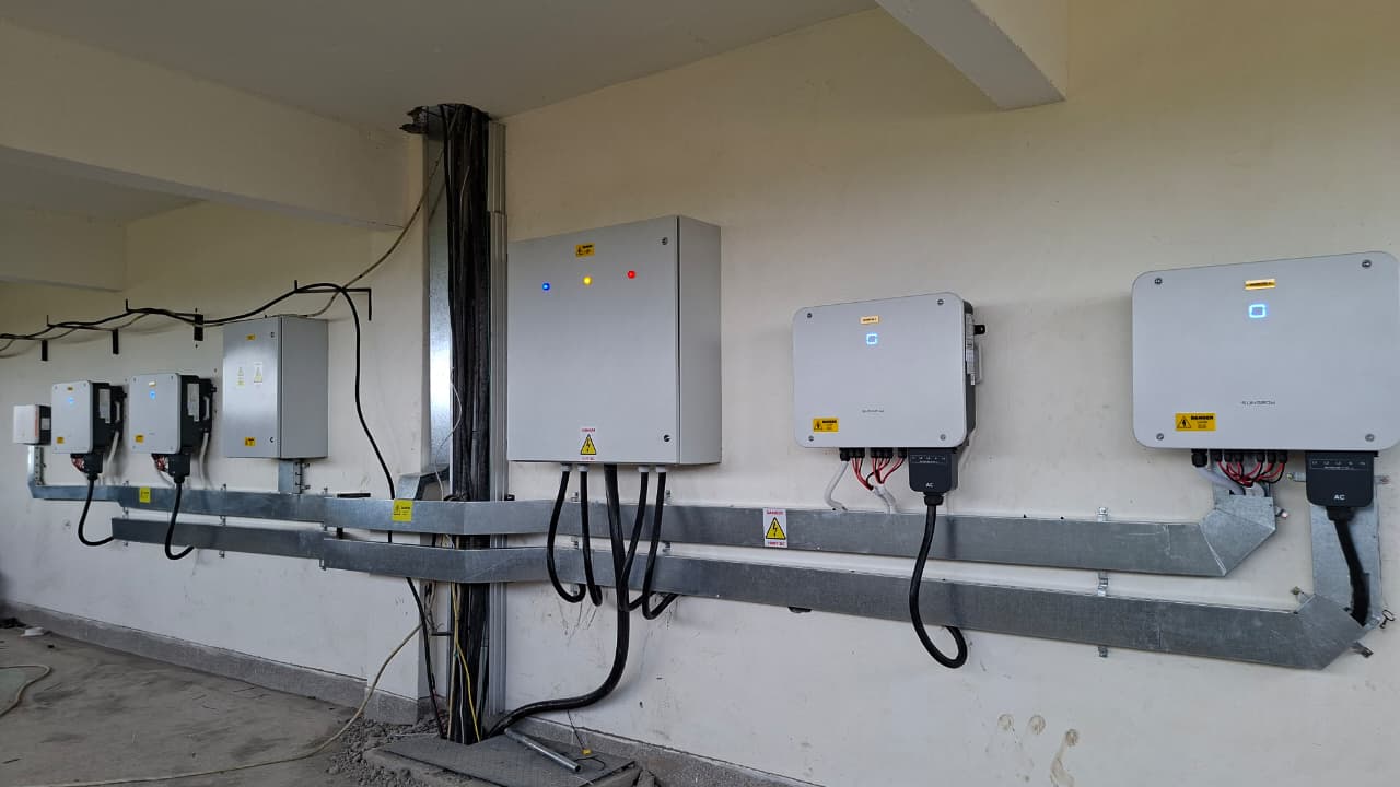 240kWp-200kWac Grid-Tied Solar System image 85